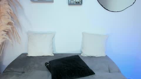 Amy  online show from February 26, 2025, 7:27 pm
