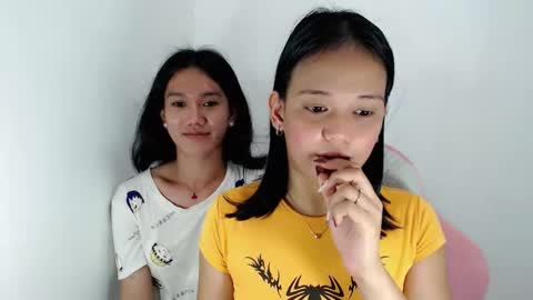 Crystal mae online show from May 1, 2026, 9:03 am