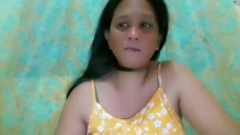 Snapshot of divinegrace10 chatting on April 25, 2026, 4:48 am Divine Grace Close To Your Hear online show from April 25, 2026, 4:48 am