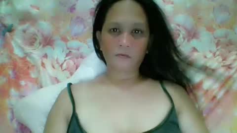 Snapshot of divinegrace10 chatting on May 24, 2026, 1:49 pm Divine Grace Close To Your Hear online show from May 24, 2026, 1:49 pm