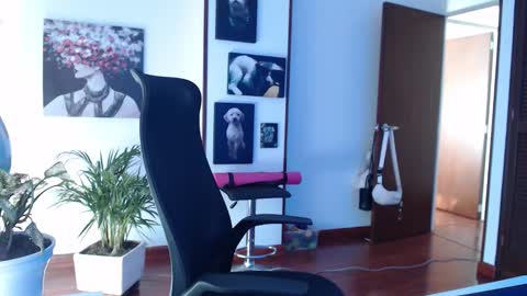 Hera online show from January 19, 2026, 12:31 pm