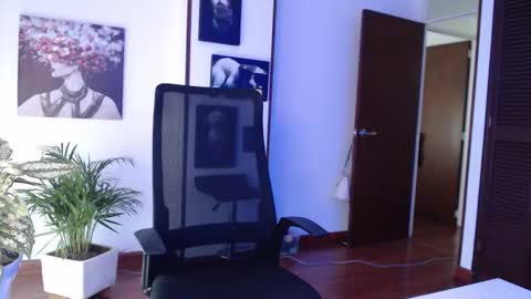 Hera online show from February 4, 2026, 12:00 pm