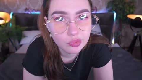 DivineJasss online show from February 24, 2025, 2:51 am