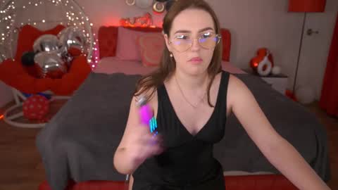 DivineJasss online show from February 25, 2025, 9:35 pm