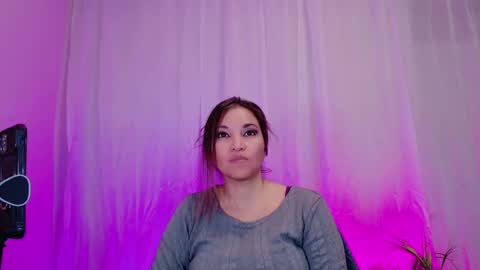DivineLynn online show from January 22, 2025, 5:38 pm