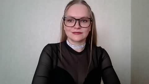 Snapshot of dixie_bangbang chatting on April 17, 2026, 1:47 pm dixie_bangbang online show from April 17, 2026, 1:47 pm