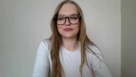 Snapshot of dixie_bangbang chatting on May 6, 2026, 9:47 am dixie_bangbang online show from May 6, 2026, 9:47 am