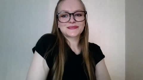 Snapshot of dixie_bangbang chatting on May 12, 2026, 10:01 am dixie_bangbang online show from May 12, 2026, 10:01 am