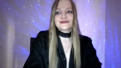 Snapshot of dixie_bangbang chatting on May 23, 2026, 5:28 pm dixie_bangbang online show from May 23, 2026, 5:28 pm