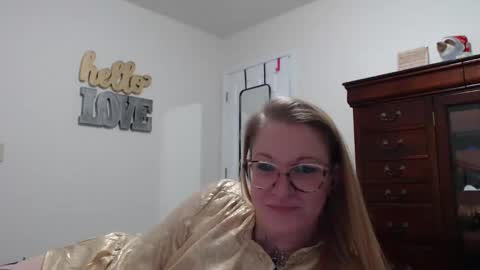 dixie_comanche online show from January 16, 2025, 3:23 am