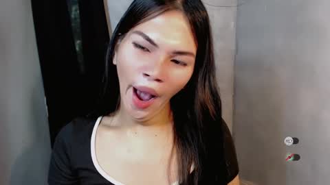 Snapshot of dixie_cutie chatting on October 17, 2025, 7:44 am Dixie online show from October 17, 2025, 7:44 am