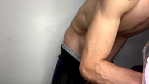 dixkzilla online show from March 9, 2025, 8:29 am