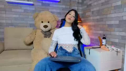 Snapshot of dixypalmer chatting on July 5, 2026, 6:37 pm DixyPalmer online show from July 5, 2026, 6:37 pm