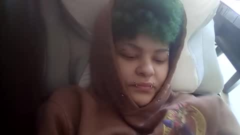 dizzinsweatyy online show from February 2, 2026, 5:44 pm