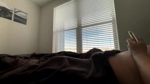 dj9469615 online show from February 7, 2026, 4:22 pm