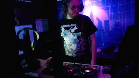 Adrian Arturo online show from January 19, 2025, 1:10 am