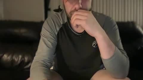 Snapshot of dj_chaterbate chatting on March 1, 2026, 4:25 am DJ Chaterbate online show from March 1, 2026, 4:25 am