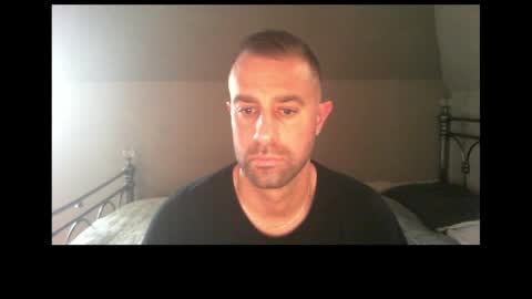 djay15013 online show from April 11, 2026, 4:22 pm
