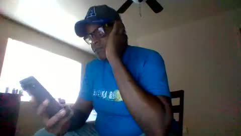 djbignuttsbrownass24 online show from January 5, 2025, 7:28 pm