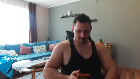 STR8 BOYv online show from January 17, 2025, 9:17 am