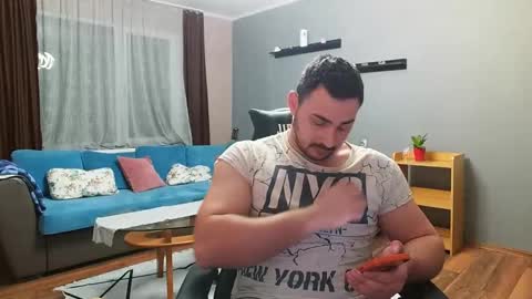 STR8 BOYv online show from February 6, 2025, 5:40 pm