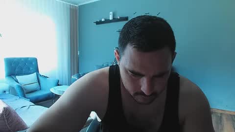 STR8 BOYv online show from April 21, 2026, 6:20 am