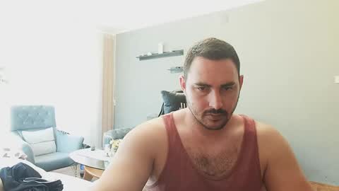 STR8 BOYv online show from May 13, 2026, 8:44 am