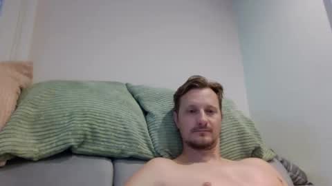 djo68686666 online show from September 26, 2025, 8:29 am