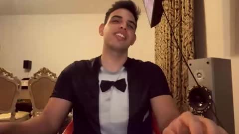 Snapshot of djonson_ chatting on April 16, 2026, 8:53 pm Djonson online show from April 16, 2026, 8:53 pm