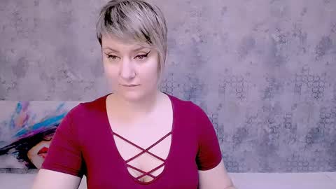 djullia online show from January 11, 2025, 3:09 pm