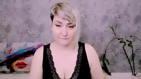 djullia online show from June 15, 2026, 6:15 am