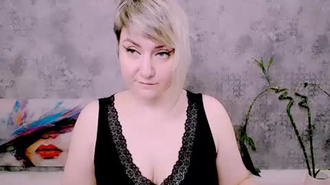 djullia online show from June 26, 2026, 6:51 am