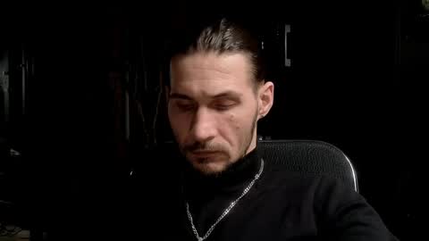 Snapshot of dl_raven chatting on April 18, 2026, 7:58 pm Silverhand online show from April 18, 2026, 7:58 pm