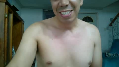 dobleee777 online show from June 19, 2026, 12:59 am