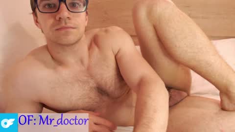 Snapshot of doctors_best_ chatting on May 16, 2026, 12:07 am doctors best online show from May 16, 2026, 12:07 am