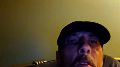 dogbone999081 online show from October 8, 2025, 2:09 am