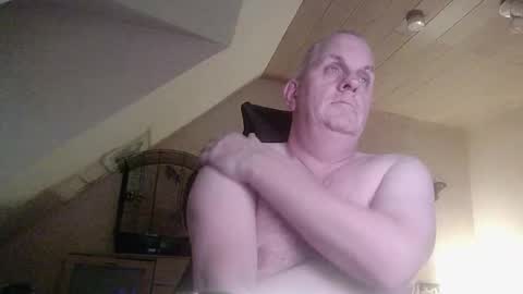 doggy2629 online show from December 1, 2025, 4:12 pm