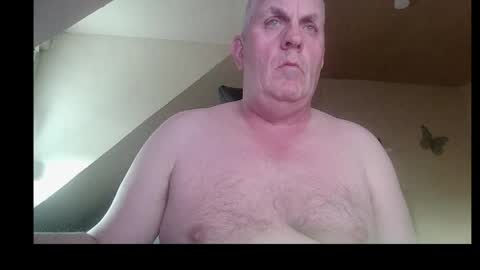 Snapshot of doggy2629 chatting on April 10, 2026, 5:50 pm doggy2629 online show from April 10, 2026, 5:50 pm