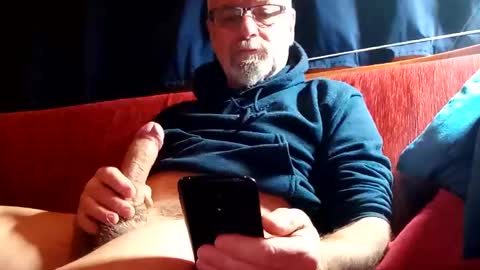 doghouseblue online show from December 10, 2024, 10:16 pm
