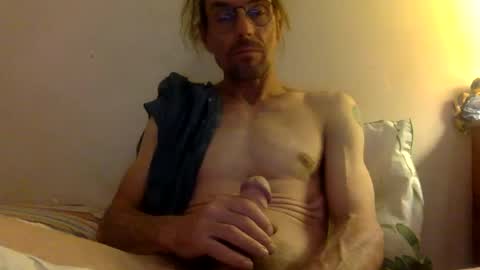 dogstarmanitee online show from February 12, 2025, 12:27 am