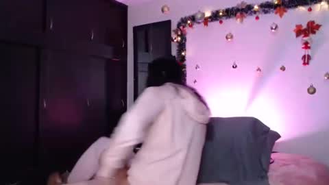 dolceclown_ online show from December 23, 2024, 5:28 am