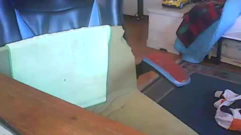 dolcedillei online show from October 4, 2025, 12:58 pm