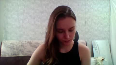 dolcezza_ online show from May 5, 2026, 10:12 am