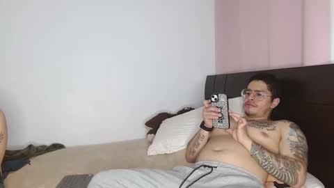 Auro and Santiago online show from December 13, 2024, 4:00 am