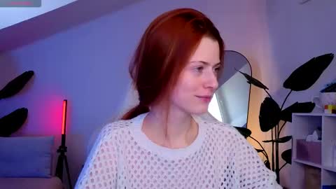 Your doll Lesli online show from November 29, 2025, 10:07 am