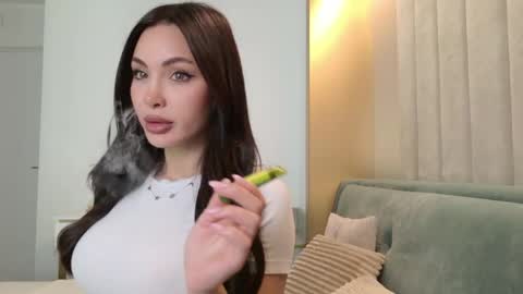Lexi online show from April 16, 2026, 6:47 am