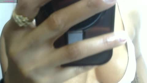 doll_lorenn26 online show from May 5, 2026, 6:49 pm