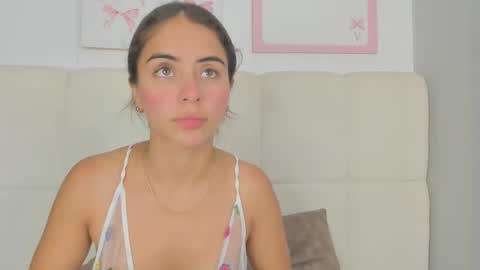 doll_meyleer22 online show from January 17, 2026, 12:21 pm