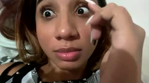 doll_miaa online show from January 27, 2025, 4:52 am