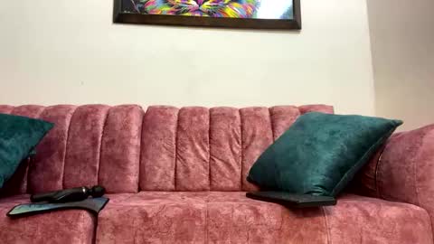 doll_miaa online show from February 4, 2025, 4:48 am